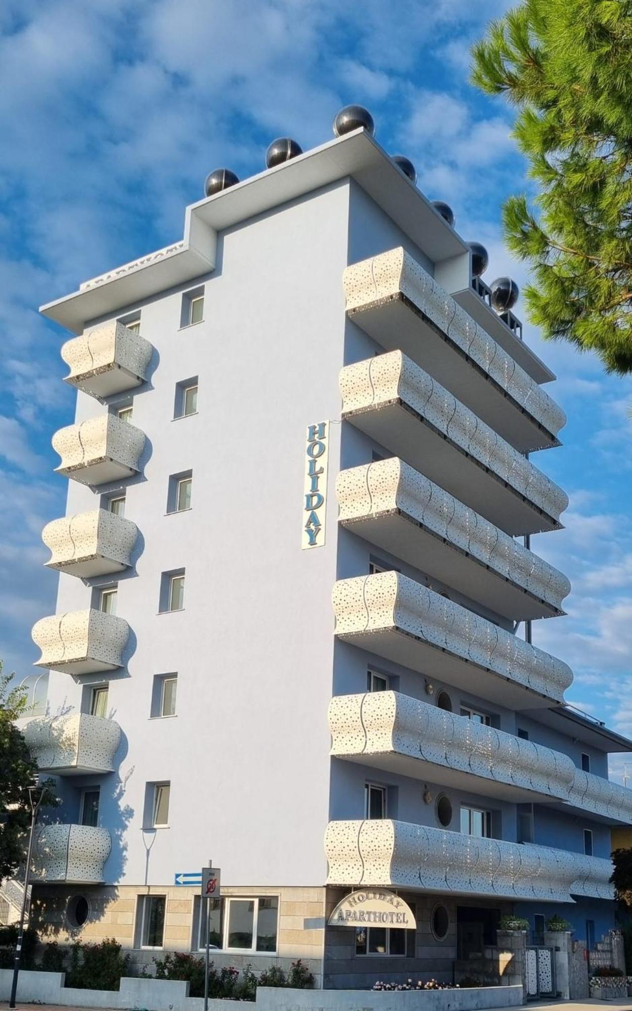 Appart-Hotel Holiday Lignano Sabbiadoro Eksteriør bilde