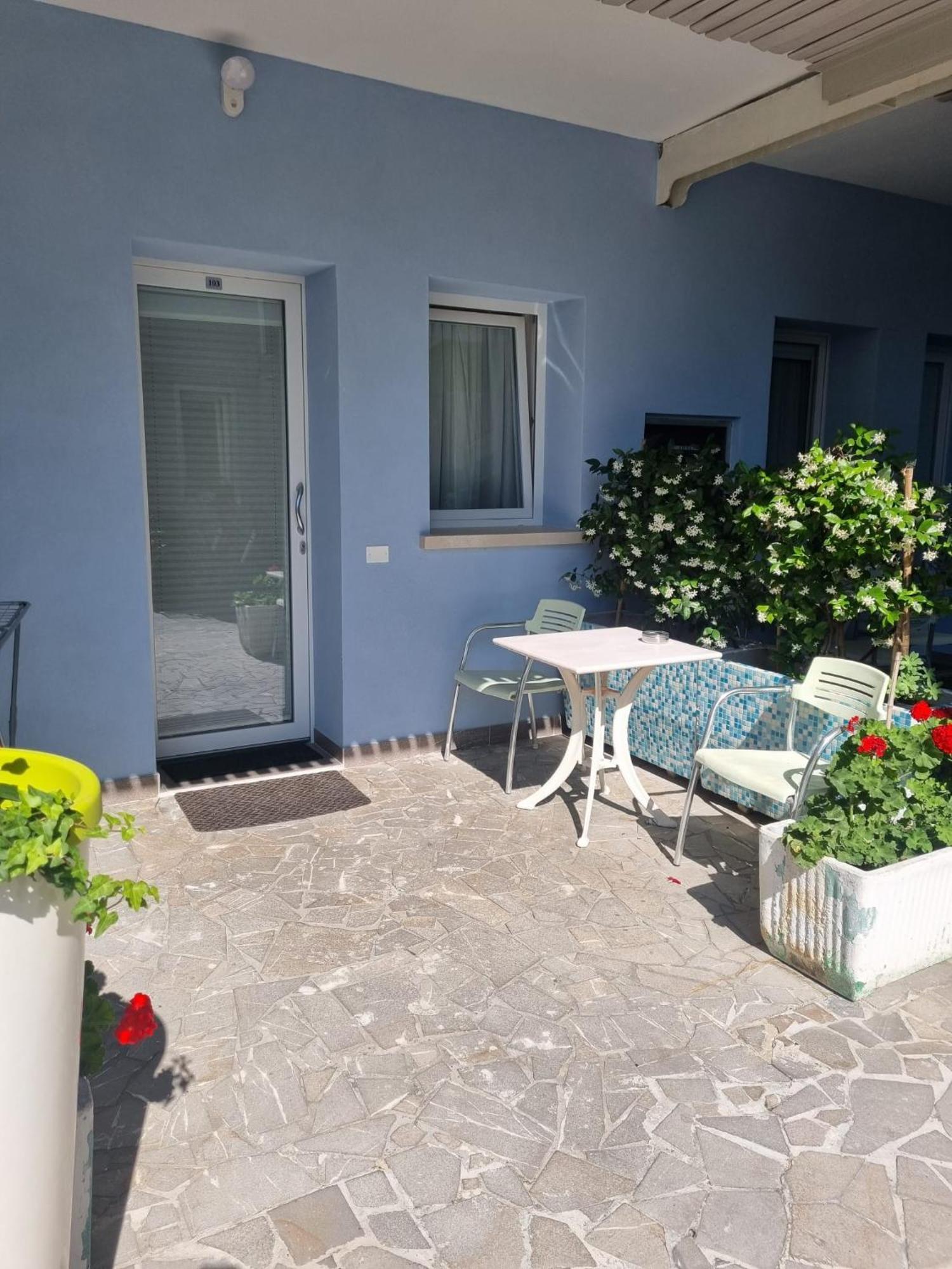 Appart-Hotel Holiday Lignano Sabbiadoro Rom bilde