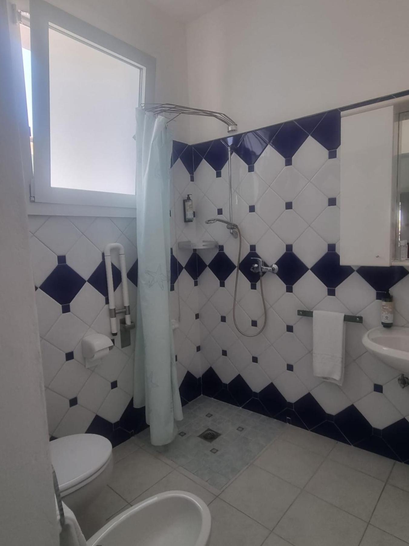 Appart-Hotel Holiday Lignano Sabbiadoro Rom bilde