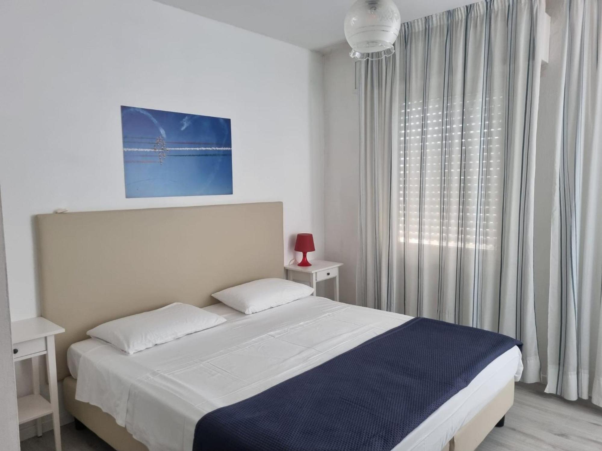 Appart-Hotel Holiday Lignano Sabbiadoro Eksteriør bilde